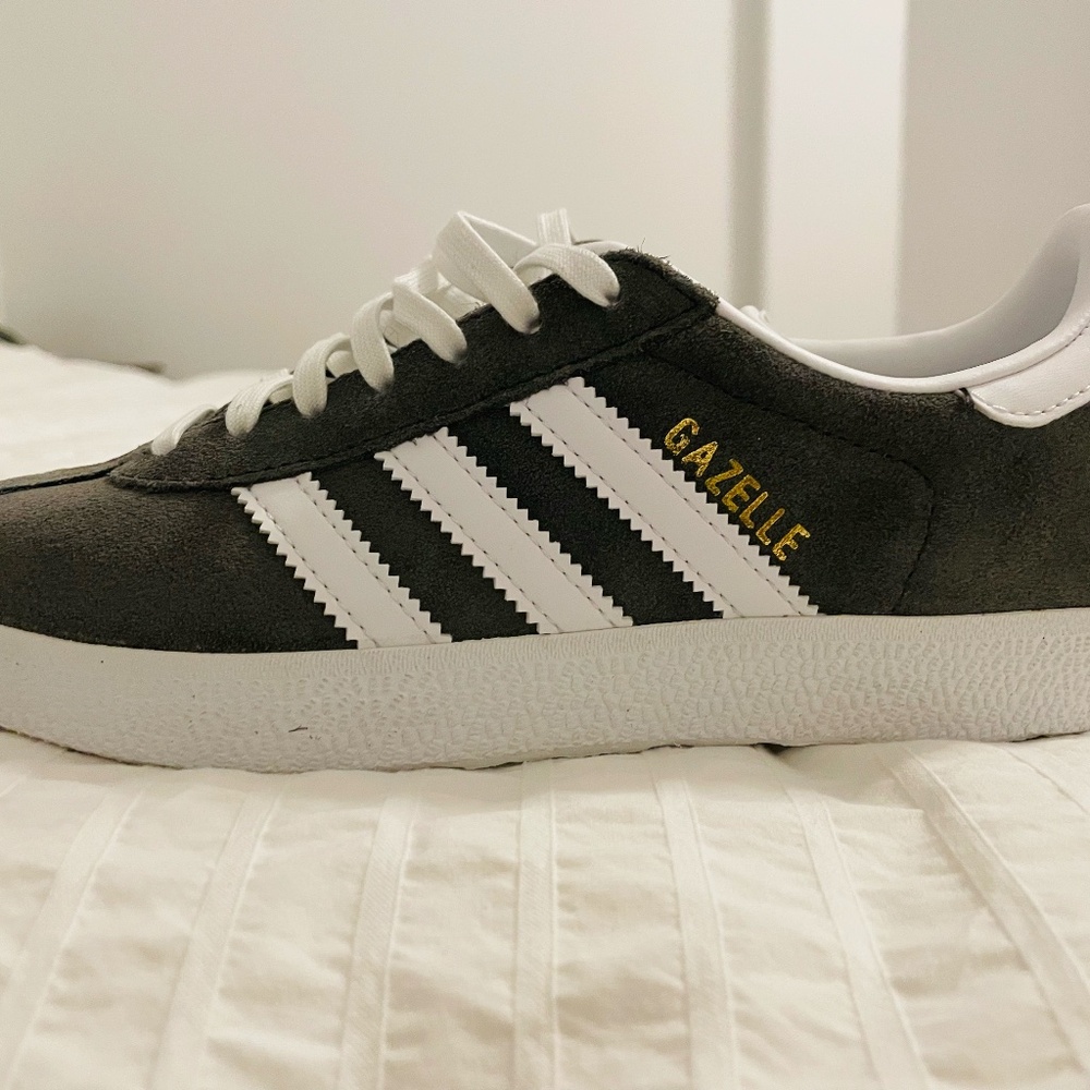 Adidas Original Gray and White Gazelle Sneakers